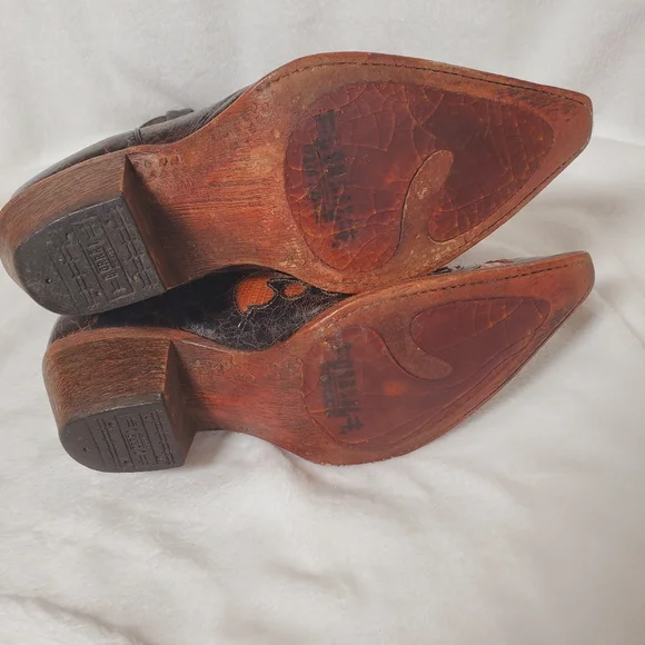Ladies Corral Brown Goat Leather Distressed Pointed Toe Western Boots Size 7.5 M